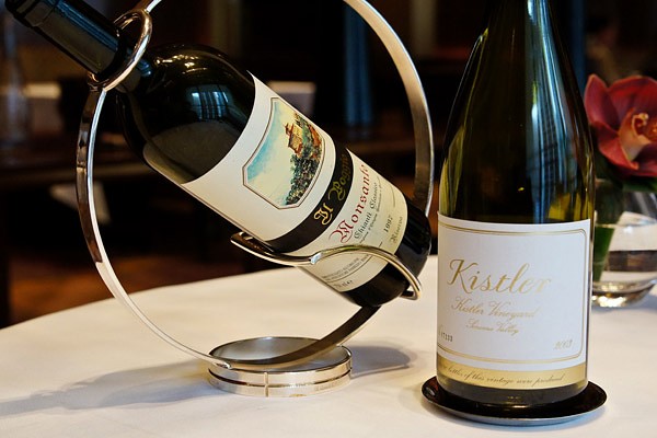 《海岸情深》曝朱莉皮特最新剧照 定档11月冲击奥斯卡‘十大足球赌注软件’(图1) 足球赌注软件