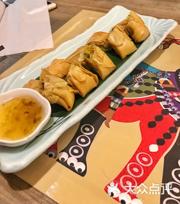 “十大足球赌注软件”梅丽莎变身“超肥家庭主妇” “巨”星风范十足(图1) 十大足球赌注软件排行榜