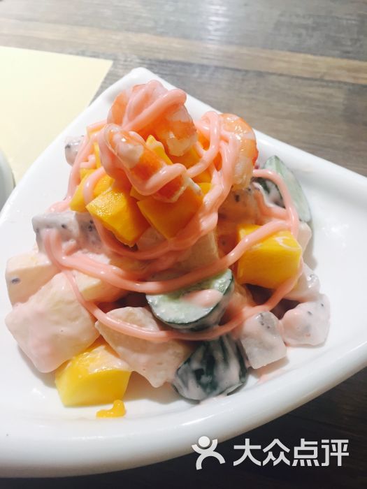 朱莉娅·罗伯茨笑对老公 怒对记者|足球赌注软件(图1) 十大足球赌注软件